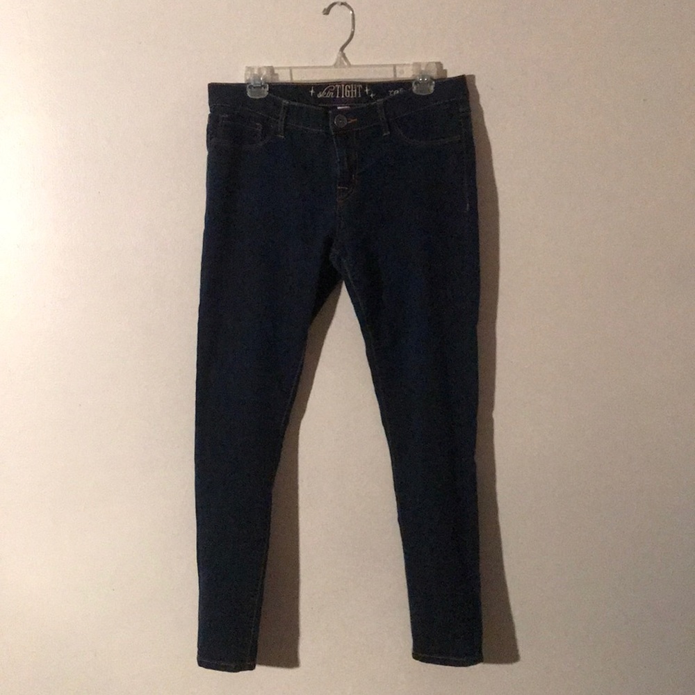 refuge: skin tight size 12 dark blue jeans